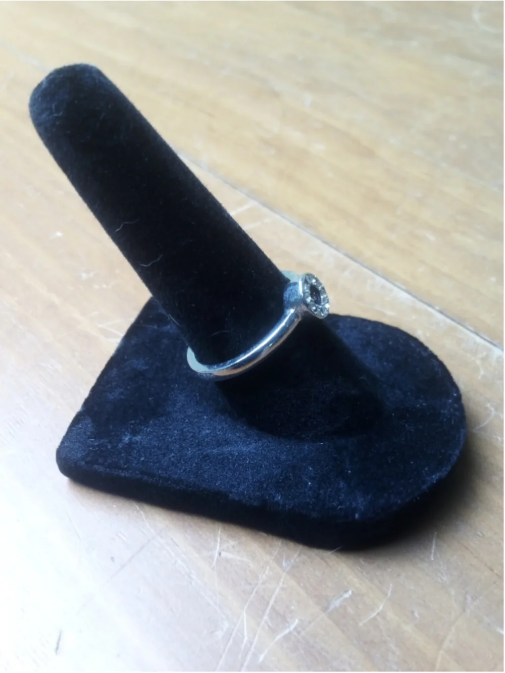 Women's Unbranded Silver Tone Crystal Circle Ring One Size